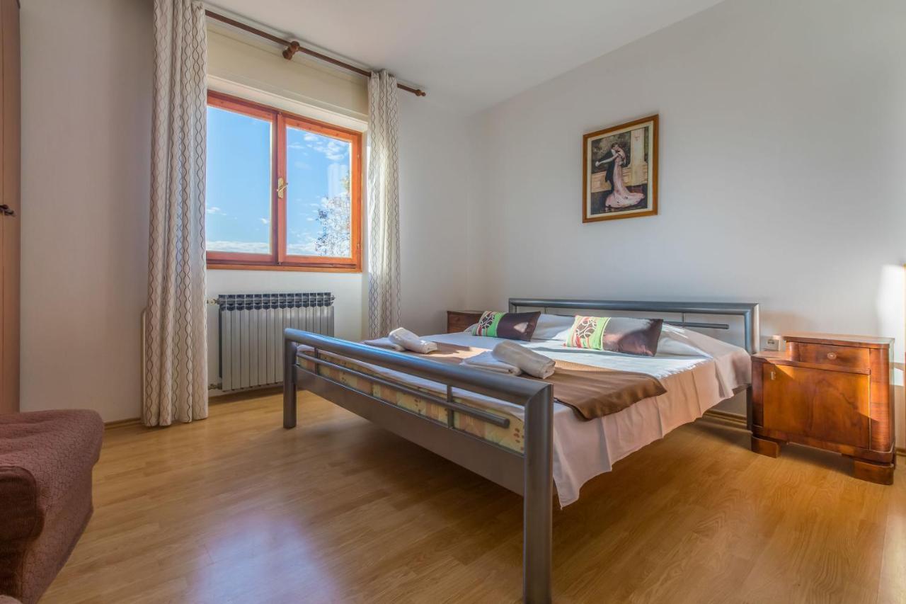 Apartment Roni Crikvenica Ngoại thất bức ảnh