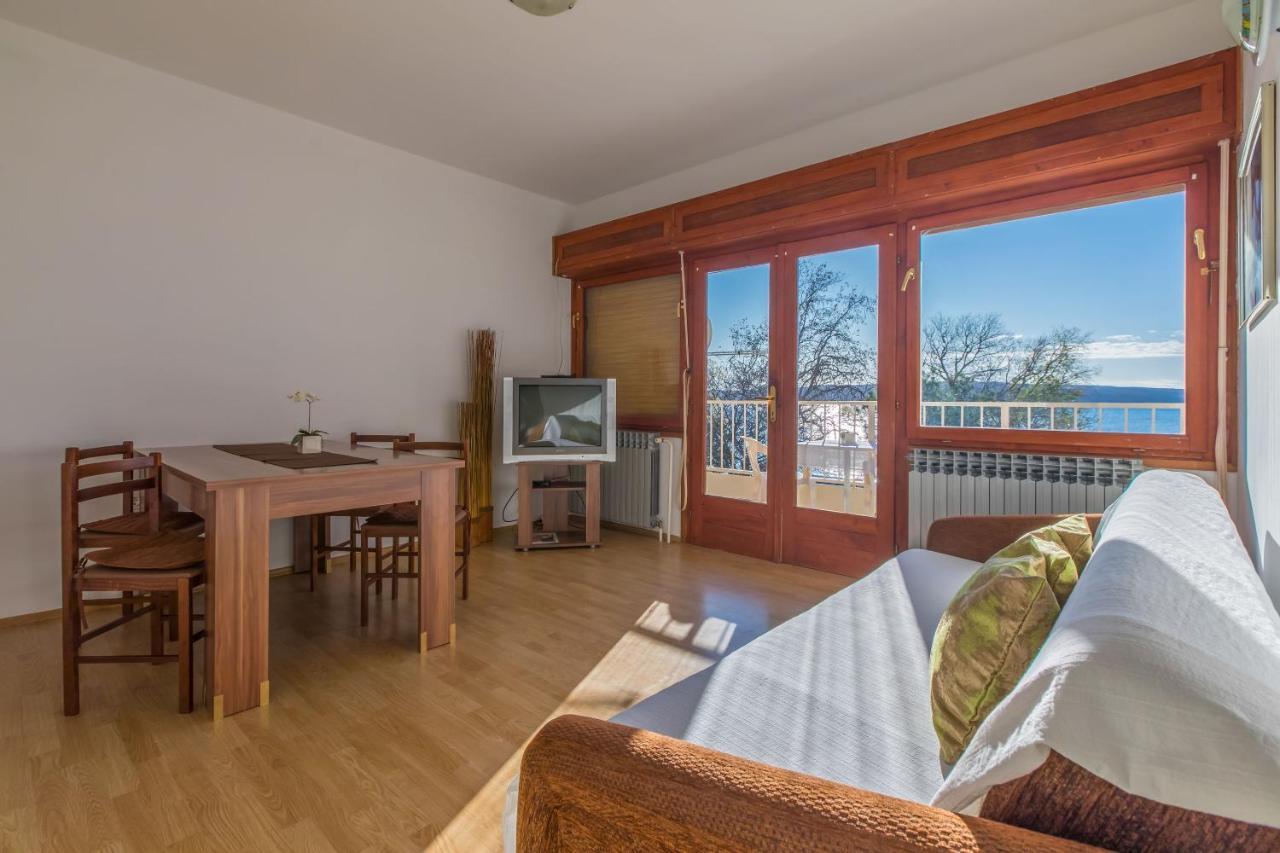 Apartment Roni Crikvenica Ngoại thất bức ảnh
