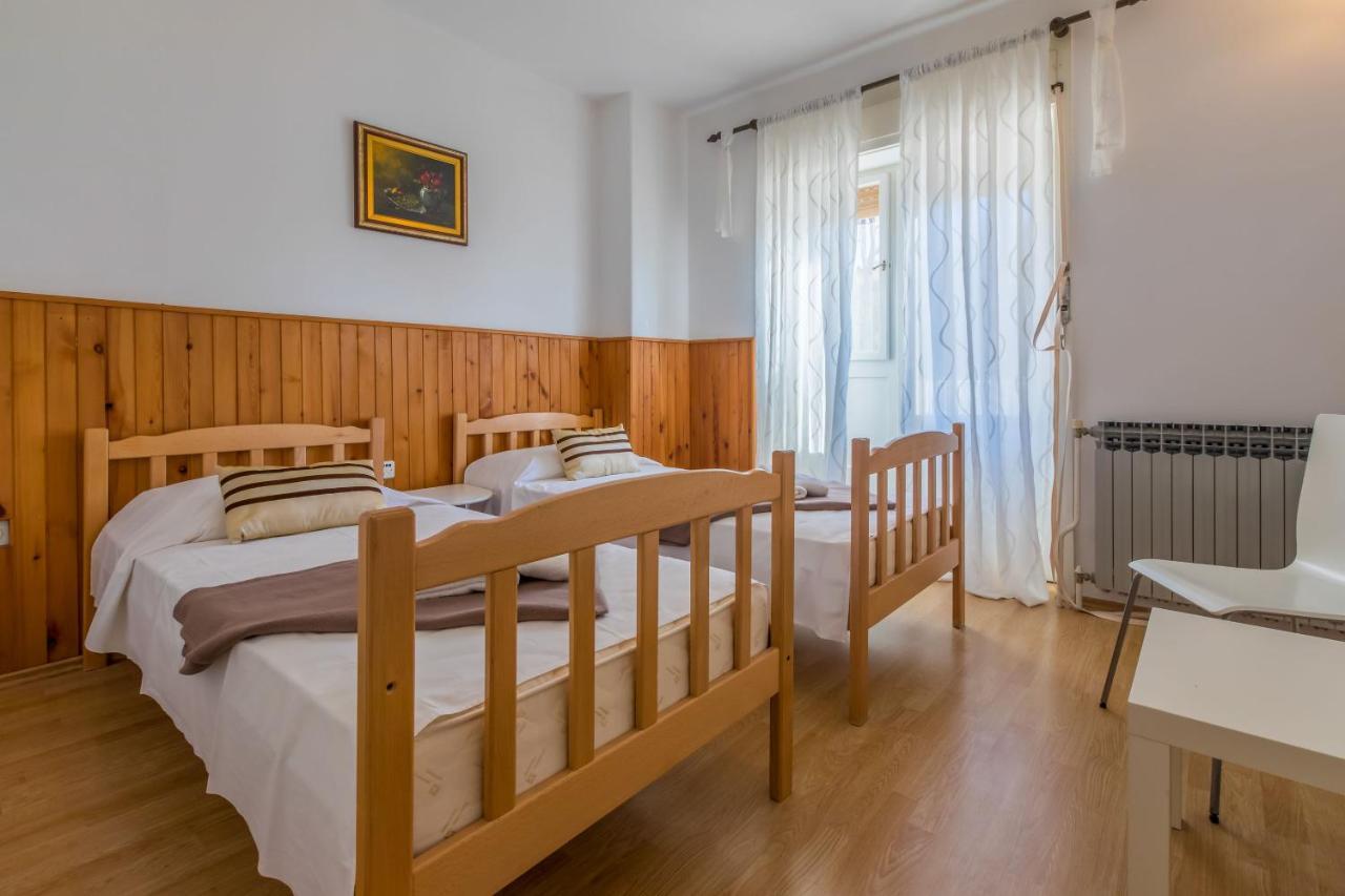 Apartment Roni Crikvenica Ngoại thất bức ảnh